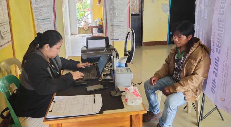 Angelica G. Bahol, RKO, conducts National ID registration in the Municipal Lobby.